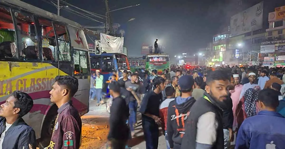 More Than 50 Injured in Worker–Student Clash in Barishal