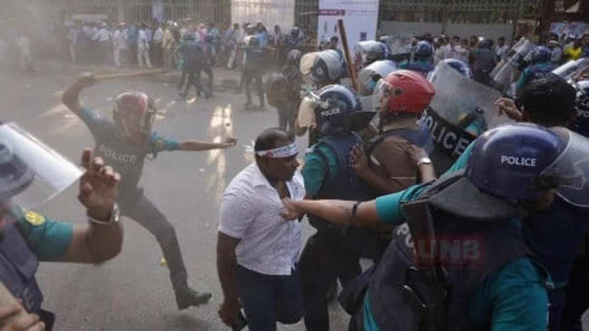 JMBF Slams Brutal Police Crackdown on Dhaka Teachers’ Protest