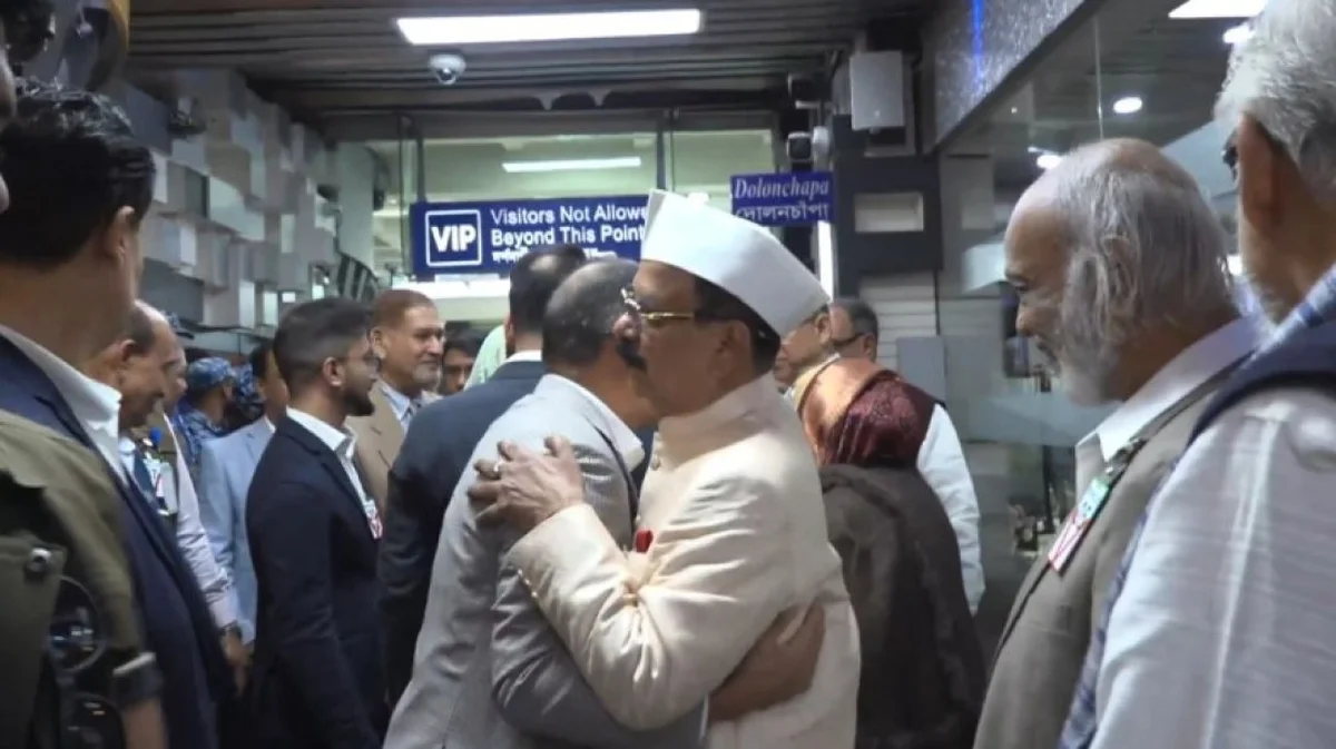 BNP Leaders Welcome Tarique Rahman at the Airport