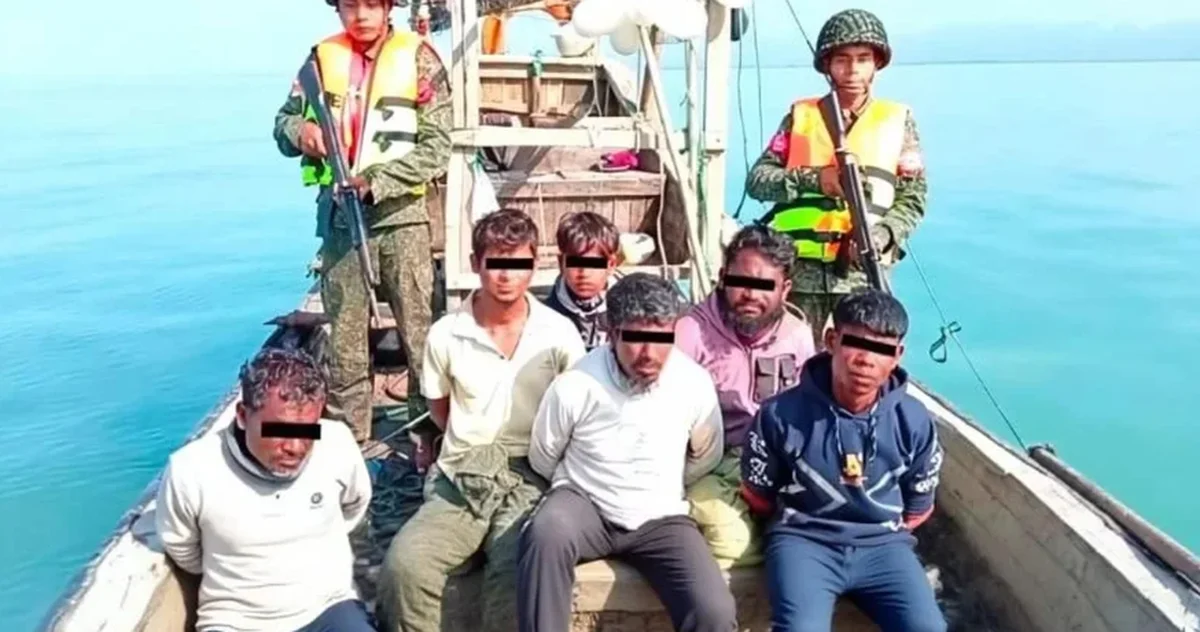Bangladeshi Fishermen Among 400 Captured Near Saint Martin by Arakan Army