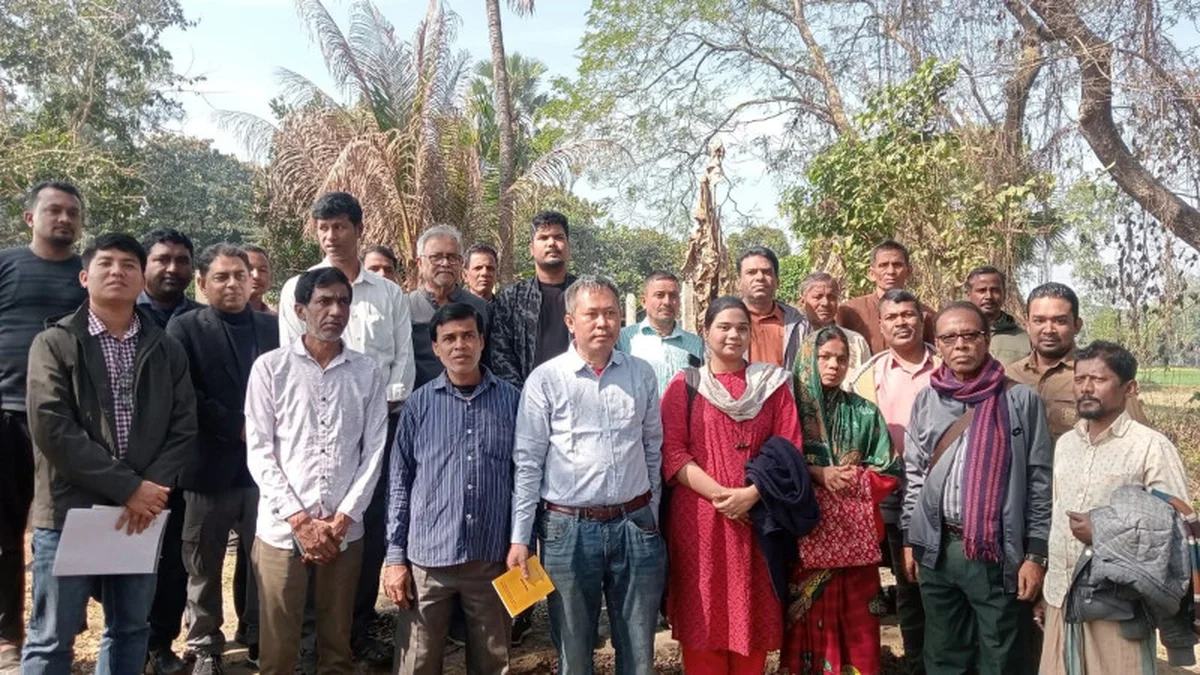 Citizen Delegation Inspects Human Rights Violations Against Religious Minorities in Raozan