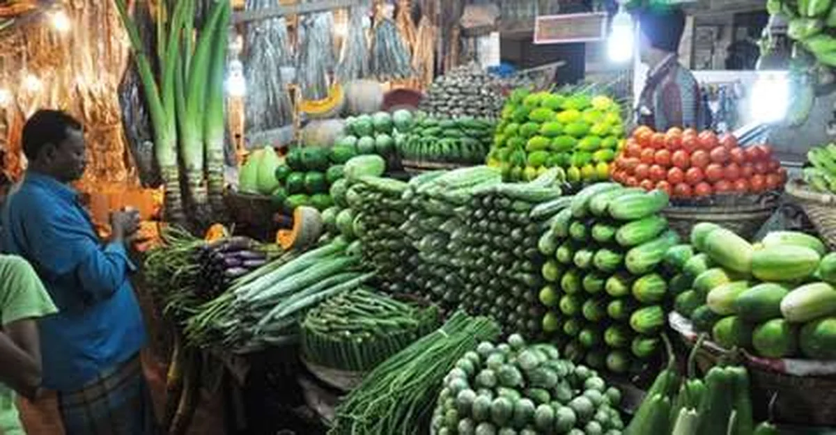 Essential Food Items See Sharp Hike at Onset of Ramadan