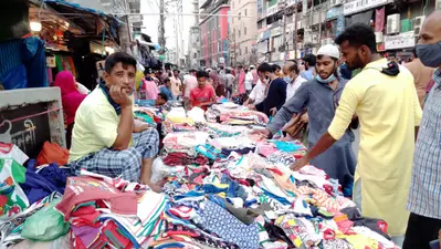 DMP Orders Clearance of Dhaka Footpaths by March