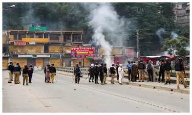 30 Killed in Clashes Between Protesters and Police in Pakistan-Administered Kashmir